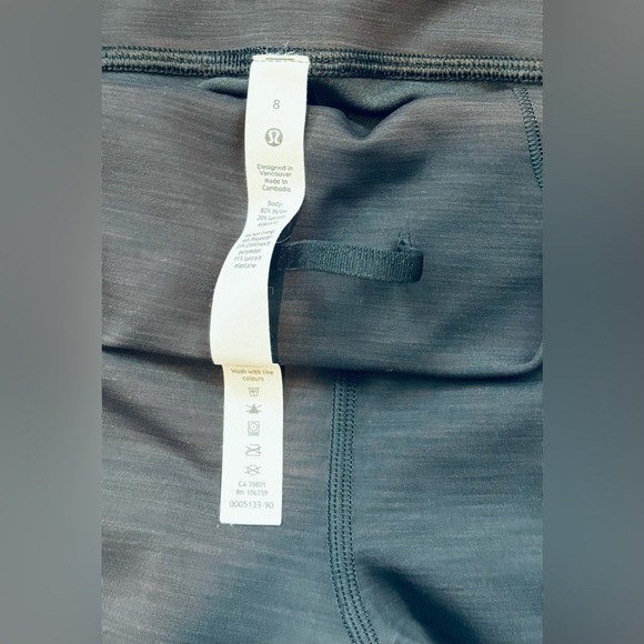 Lululemon leggings, Womens Size 8, Dark Grey - NWOT! - Picture 5 of 5